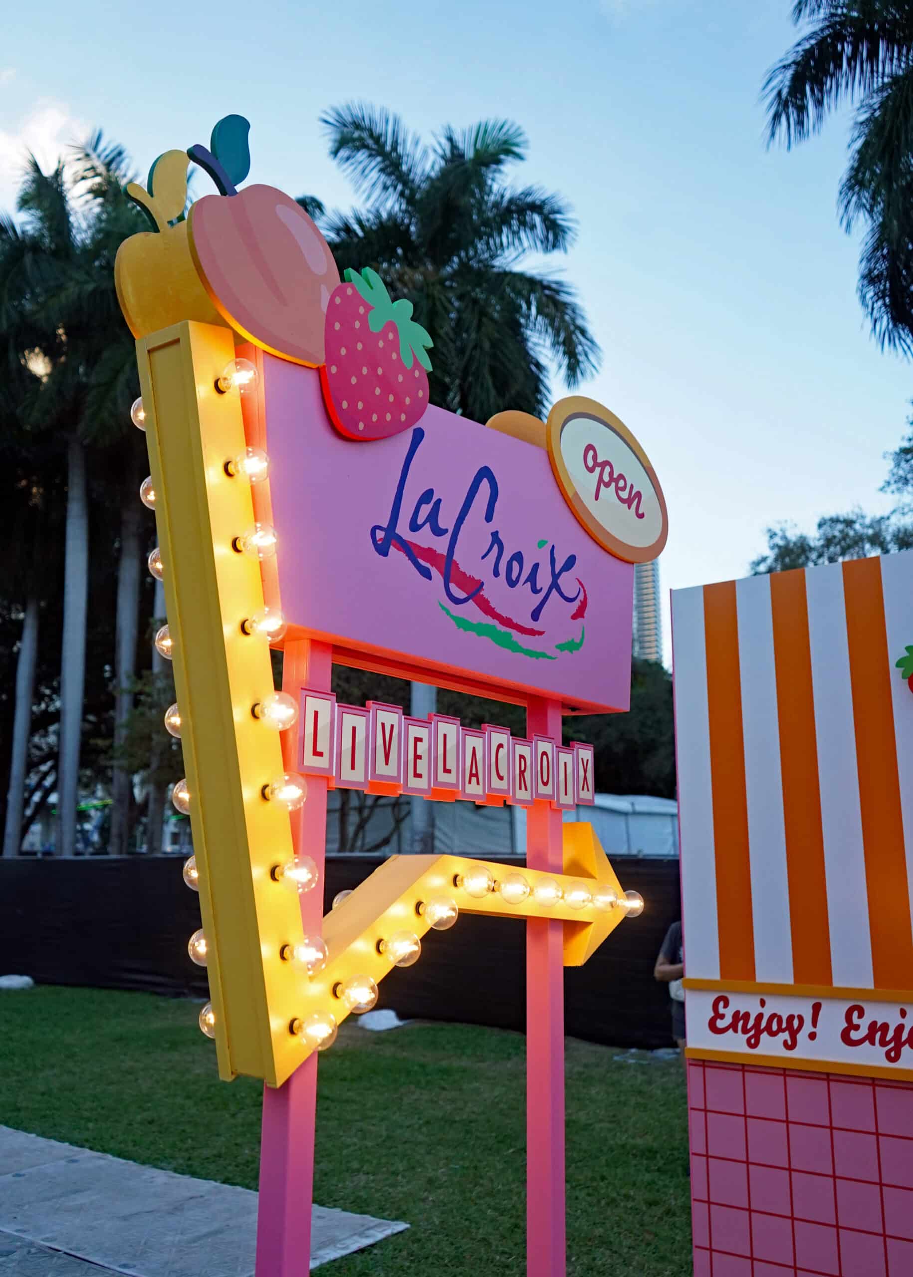 custom fabrication corporate event decor in Miami, Florida