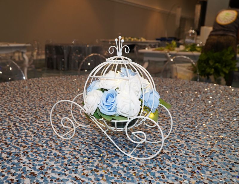 centerpiece and table